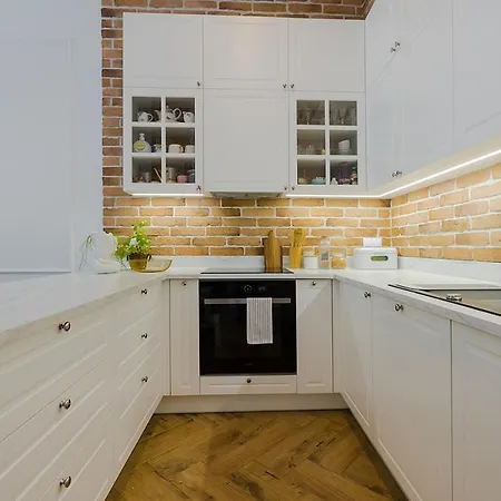 Apartment Woronicza Premium- Margo